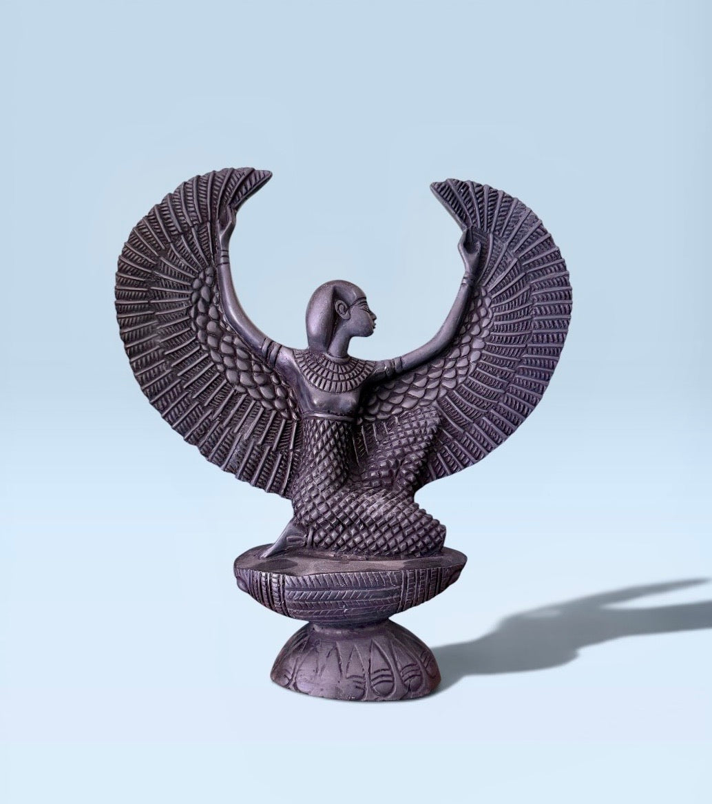 Statues, Sculptures, and Figurines