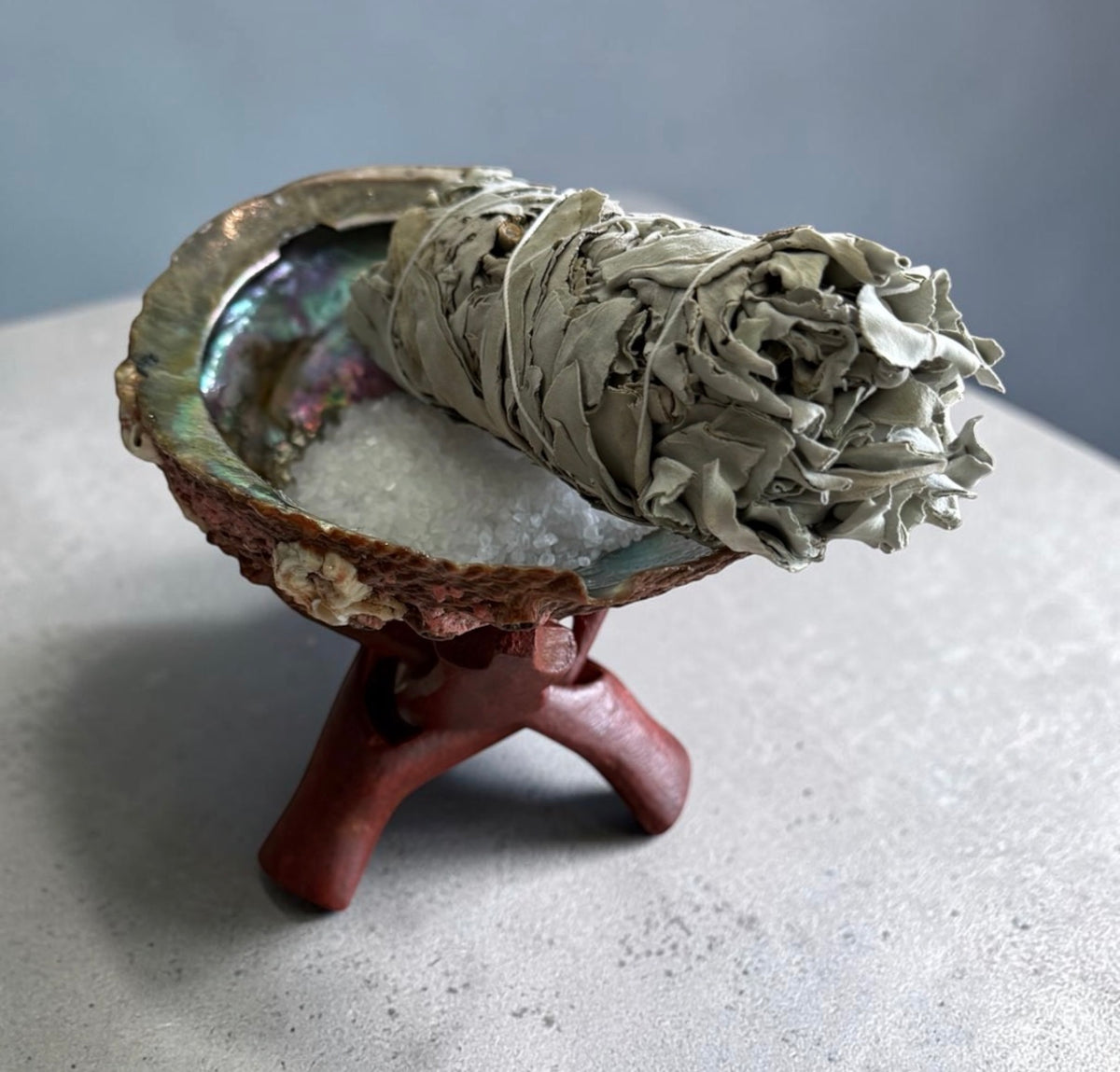 Crystal Ball Stand